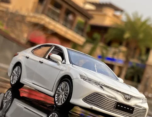 Toyota Camry 1/32, Modelo de Coche de Aleación, Vehículo Fundido a Presión con Sonido y Luz