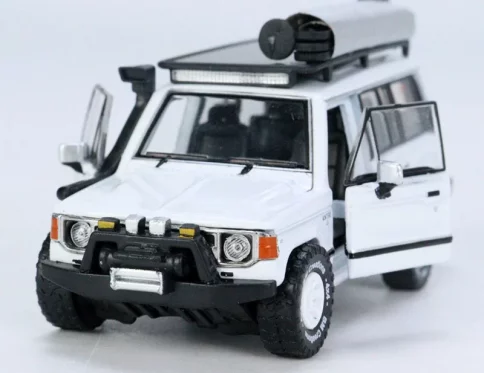BM Creations Pajero MK1 1983 1:64 de Aleación