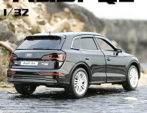AUDI Q5 SUV 1:32, Coche de Aleación con Sonido y Luz, Regalo para Niños
